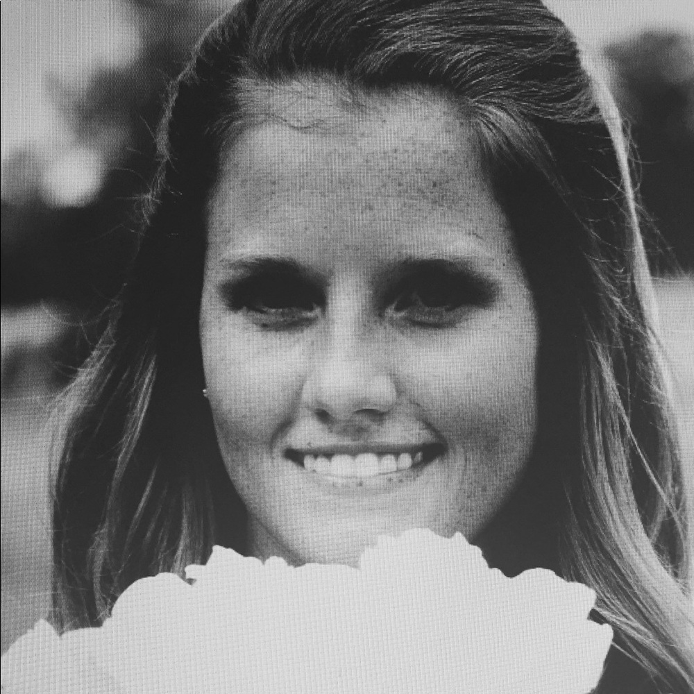 Meet your Posher, Kenzie